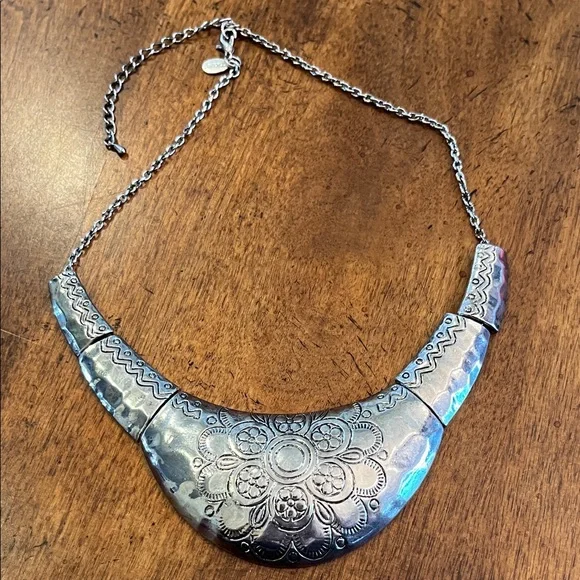 Chico's Silver Floral Engraved Necklace - Picture 11 of 11